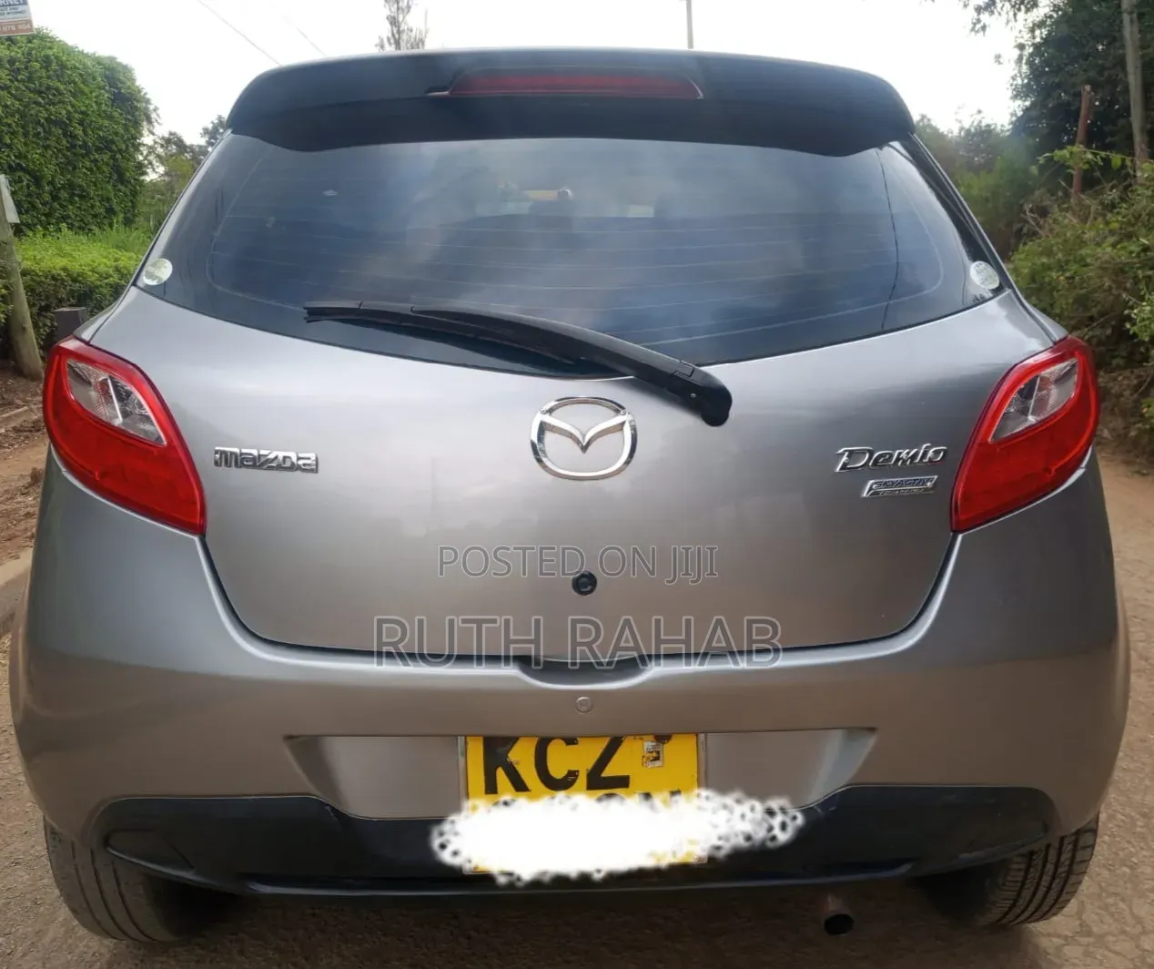 Mazda Demio 2013 Silver