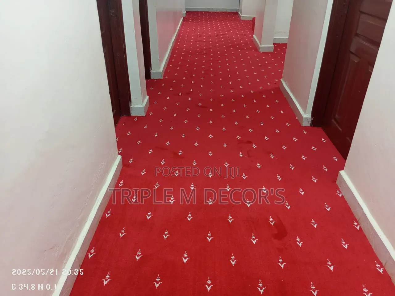 Vibrant Red Dotted Executive Carpet for Offices