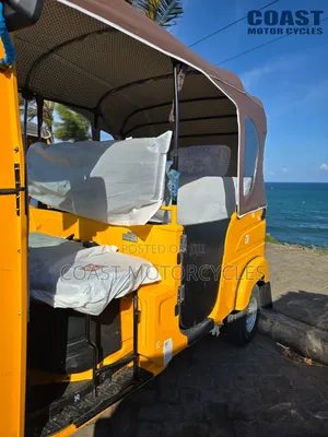 New Bajaj RE 2026 Yellow