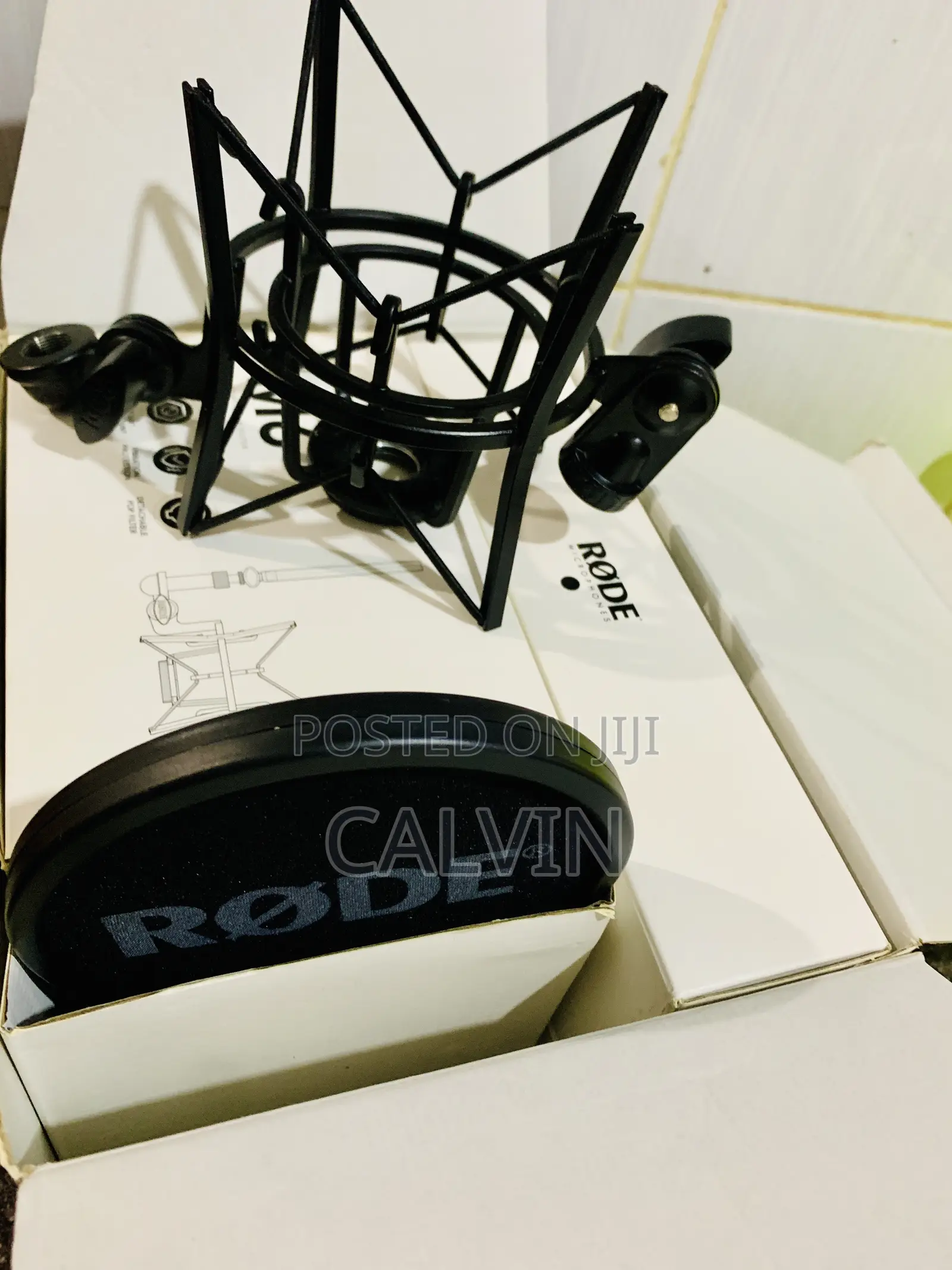 Rode Nt1-a Condenser Microphone
