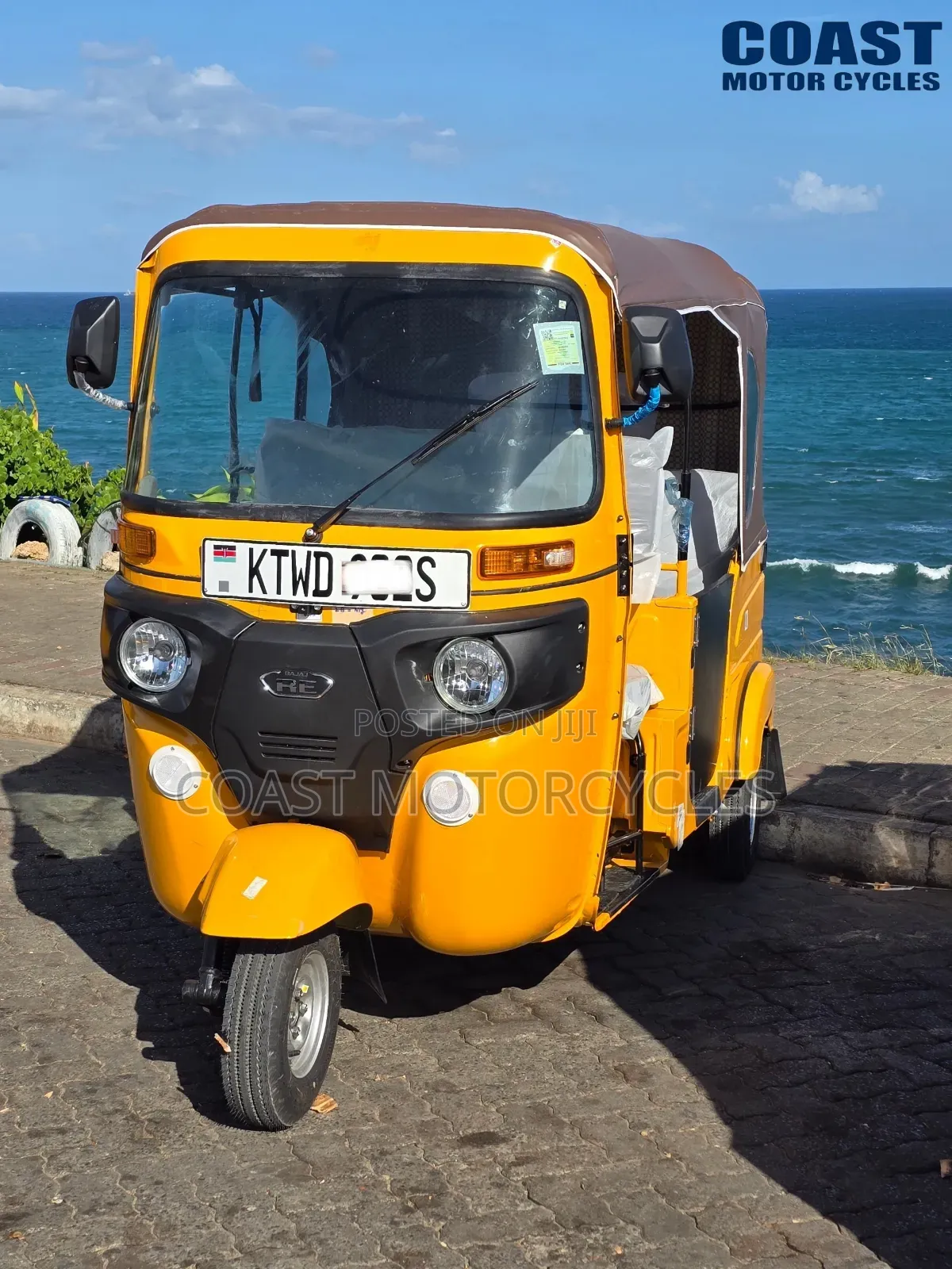 New Bajaj RE 2026 Yellow