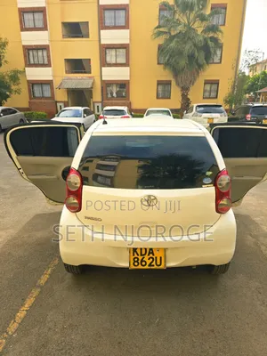 Toyota Passo 1.0 AWD 2013 White