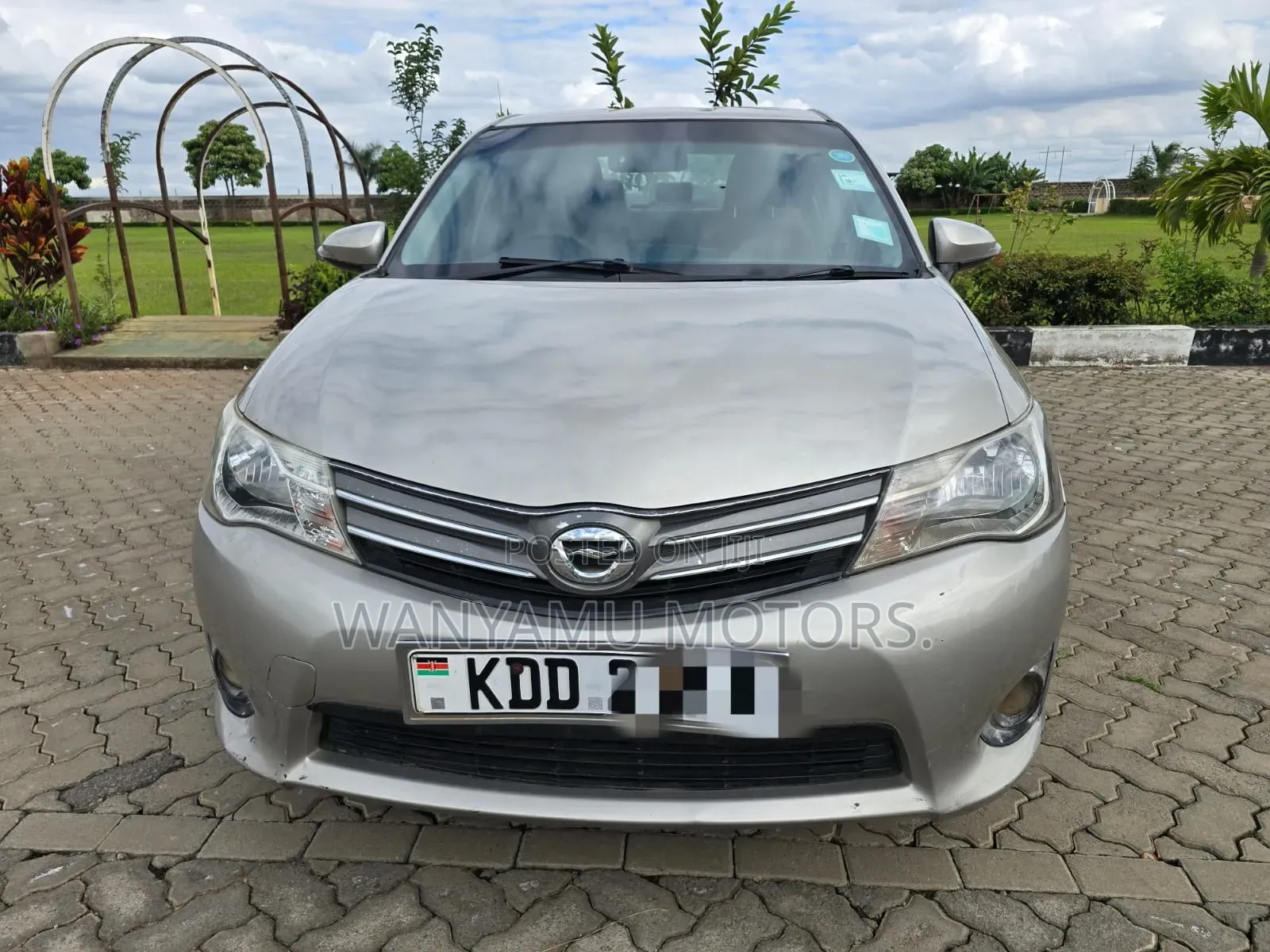 Toyota Axio 2014 Gray