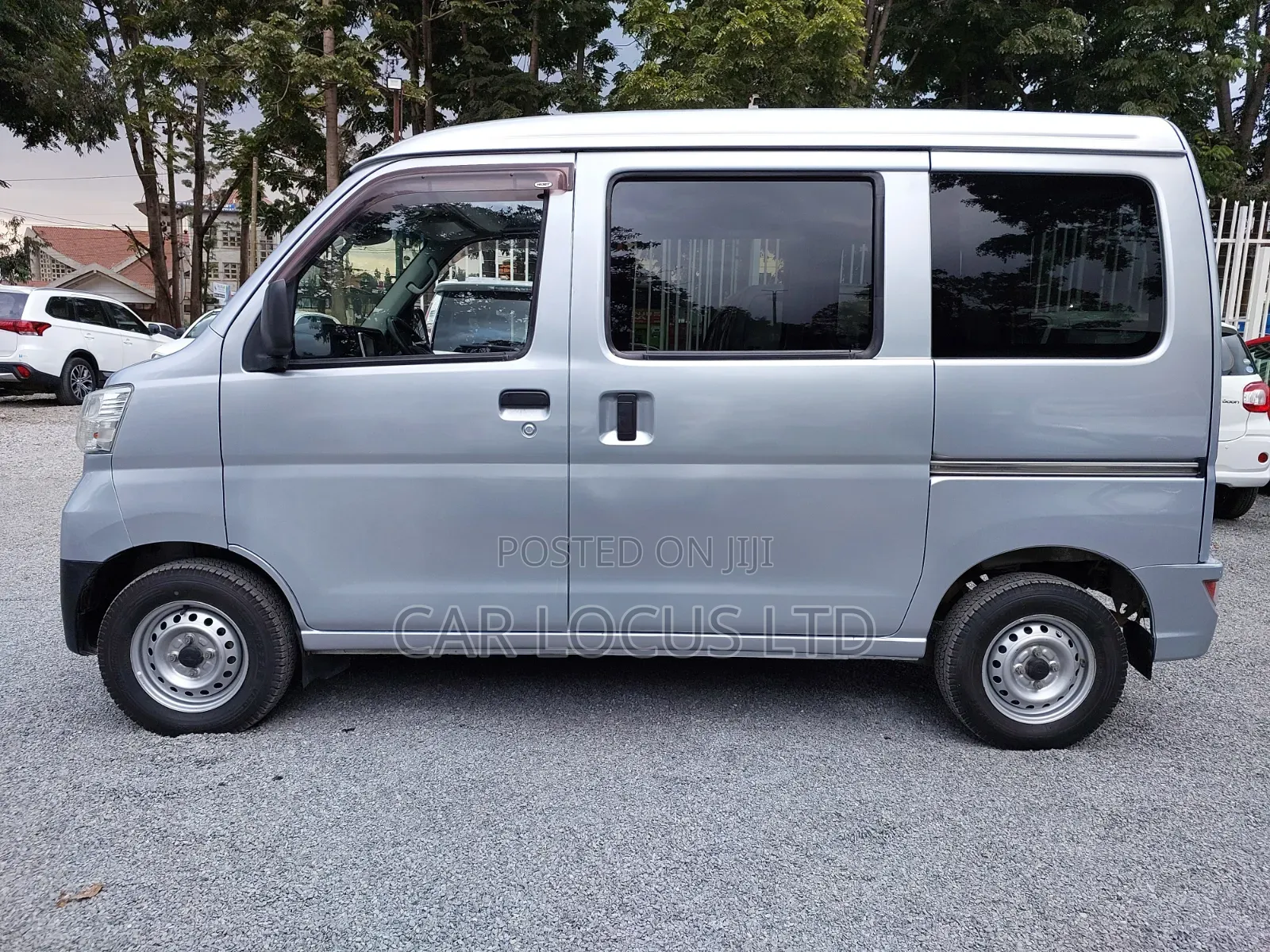Daihatsu Hijet 2019 Silver