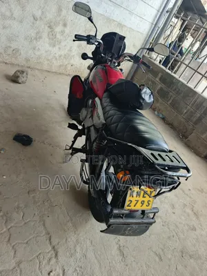 Bajaj Boxer 125 2019 Red
