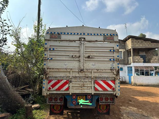 Isuzu NQR Blue Power - thumbnail 5