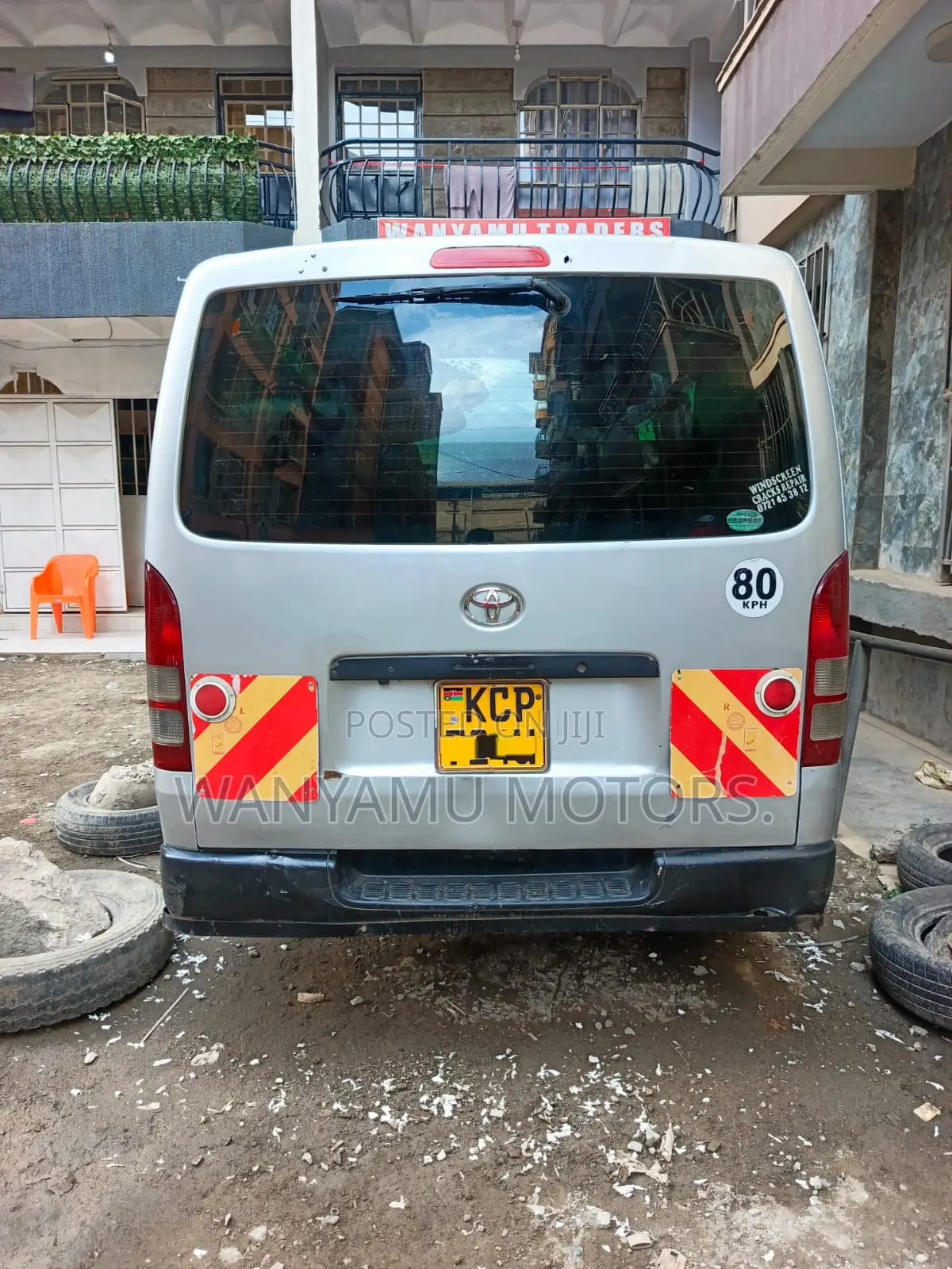 Toyota HiAce 2011 Silver