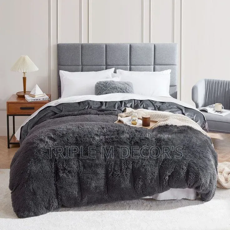 Black 6-Piece Fluffy Duvet