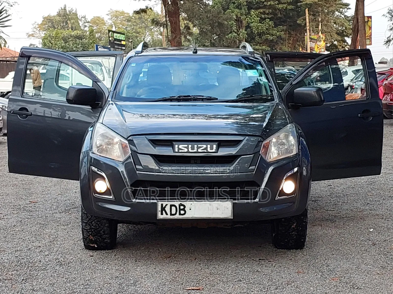 Isuzu D-MAX 2020 Gray