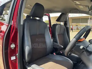 Toyota Sienta 1.5 AWD 2020 Maroon