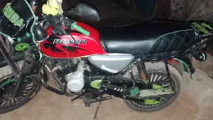 Bajaj Boxer 150 UG 2024 Red