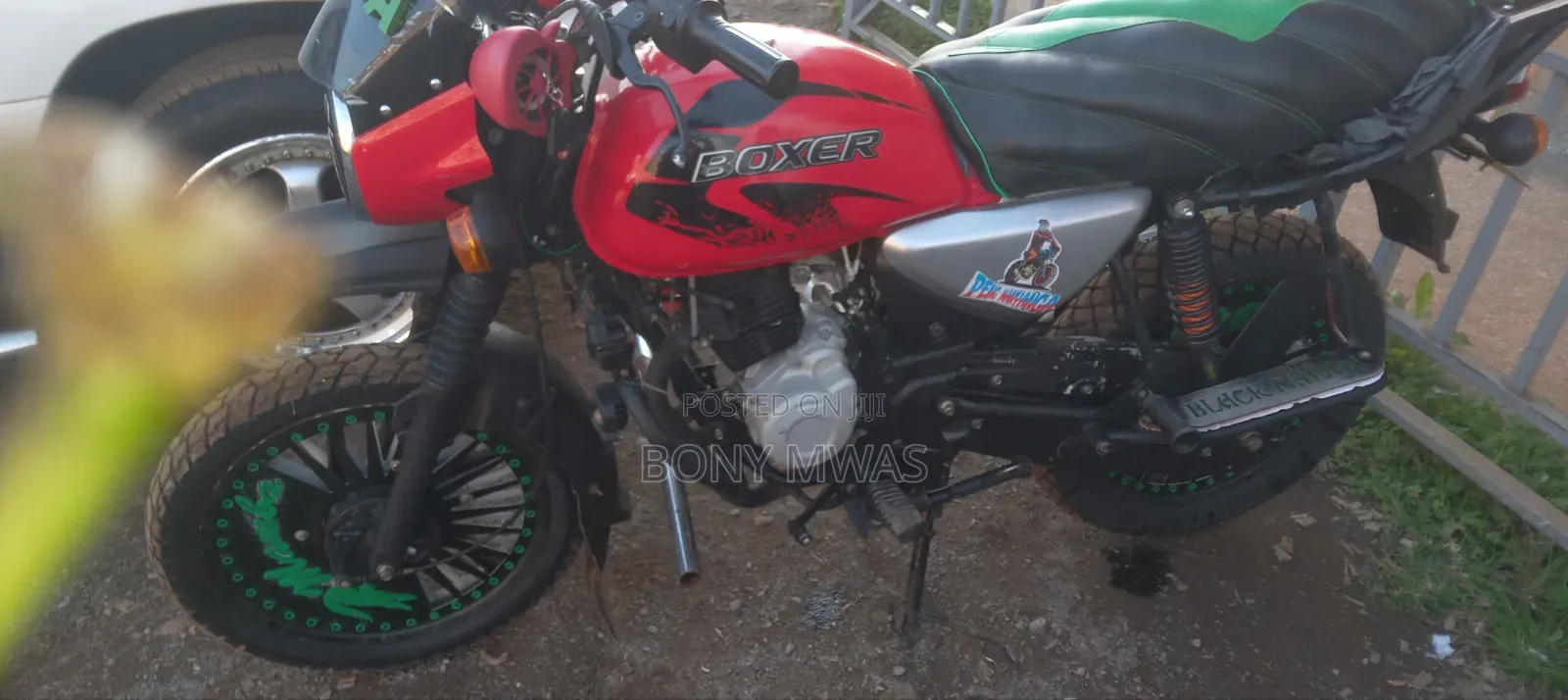 Bajaj Boxer 150 UG 2024 Red