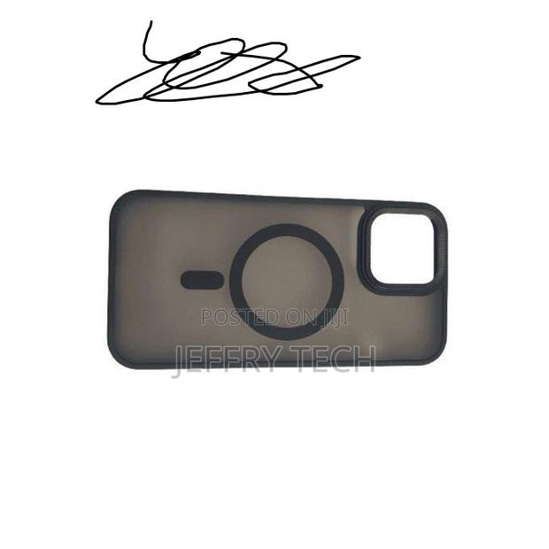 Pouch Matte Defender Magsafe Case for iPhone 14 Pro - thumbnail 2