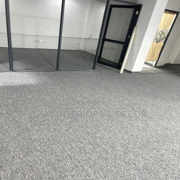 Quality Wall to Wall Carpets for Living Spaces - thumbnail 2