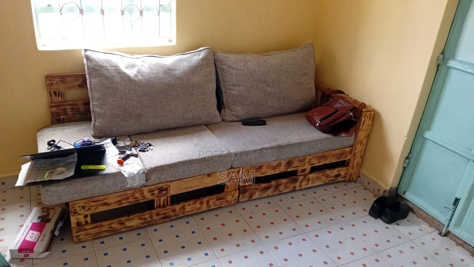 Modern Pallet Sofa