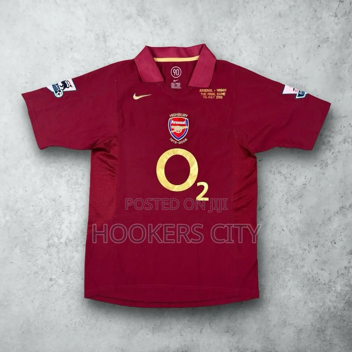 Arsenal 2005-2006 Retro Jersey