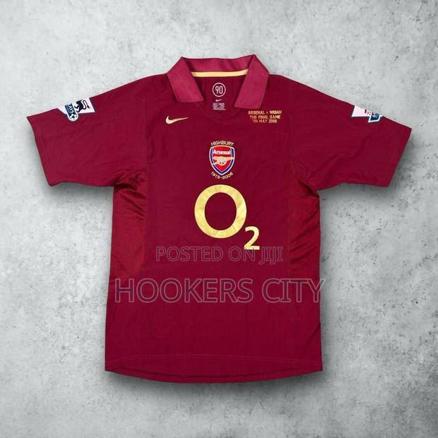 Arsenal 2005-2006 Retro Jersey - thumbnail 2