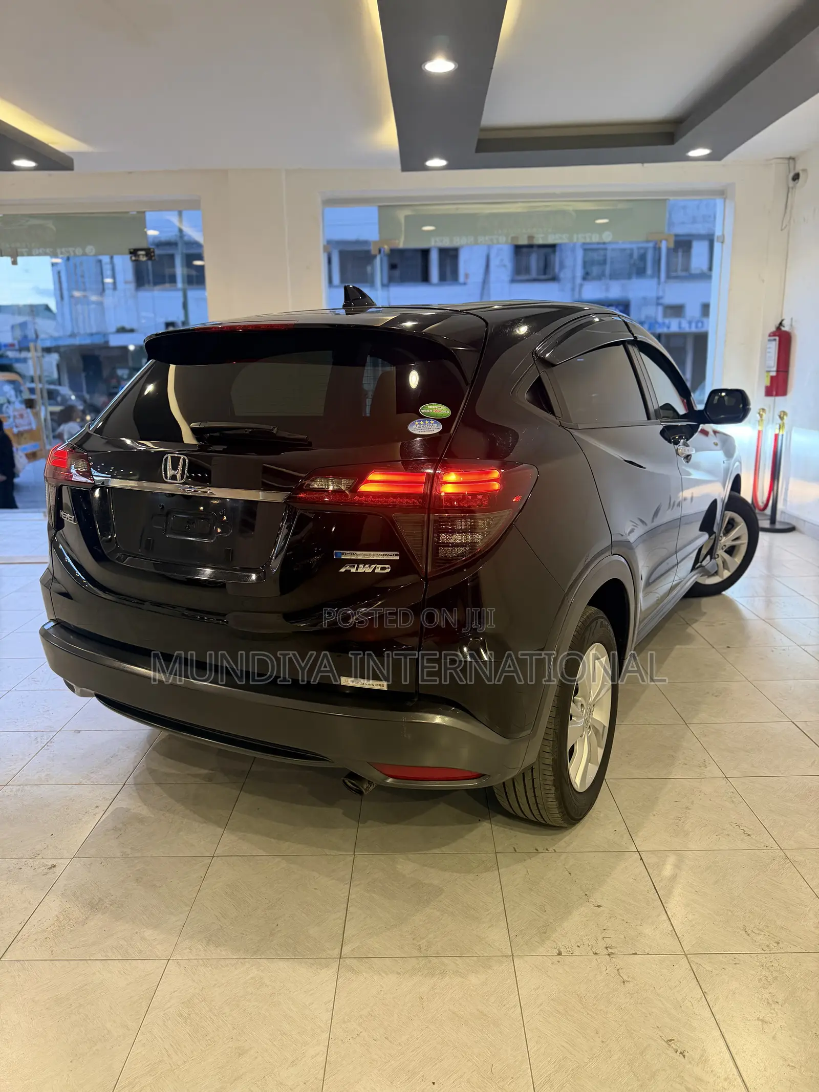 Honda Vezel 1.5 Hybrid 4WD 2019 Black