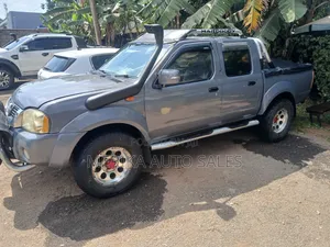 Nissan Hardbody 2003 Gray