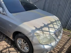 Toyota Crown Royale 2005 Silver