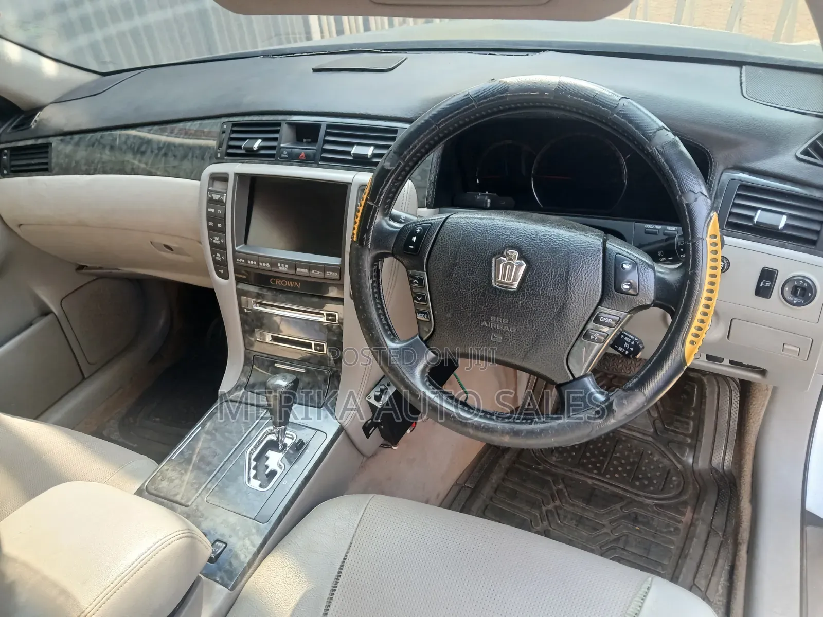 Toyota Crown Royale 2005 Silver