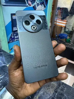 Tecno Spark 30 128 GB Green