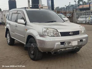 Nissan X-Trail 2004 Silver
