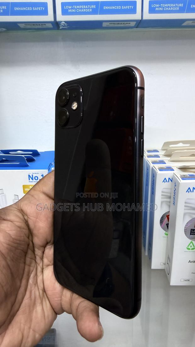 Apple iPhone 11 128 GB Black - thumbnail 5
