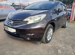 Nissan Note 2014 Maroon