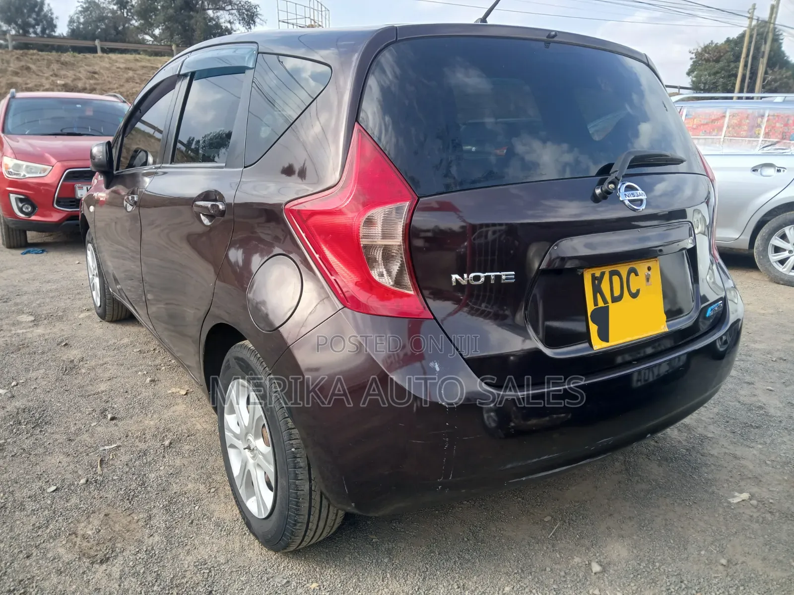 Nissan Note 2014 Maroon