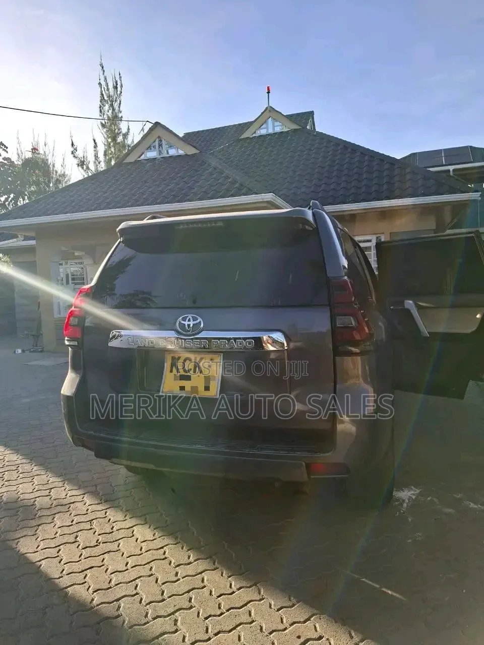 Toyota Land Cruiser Prado 2010 Gray