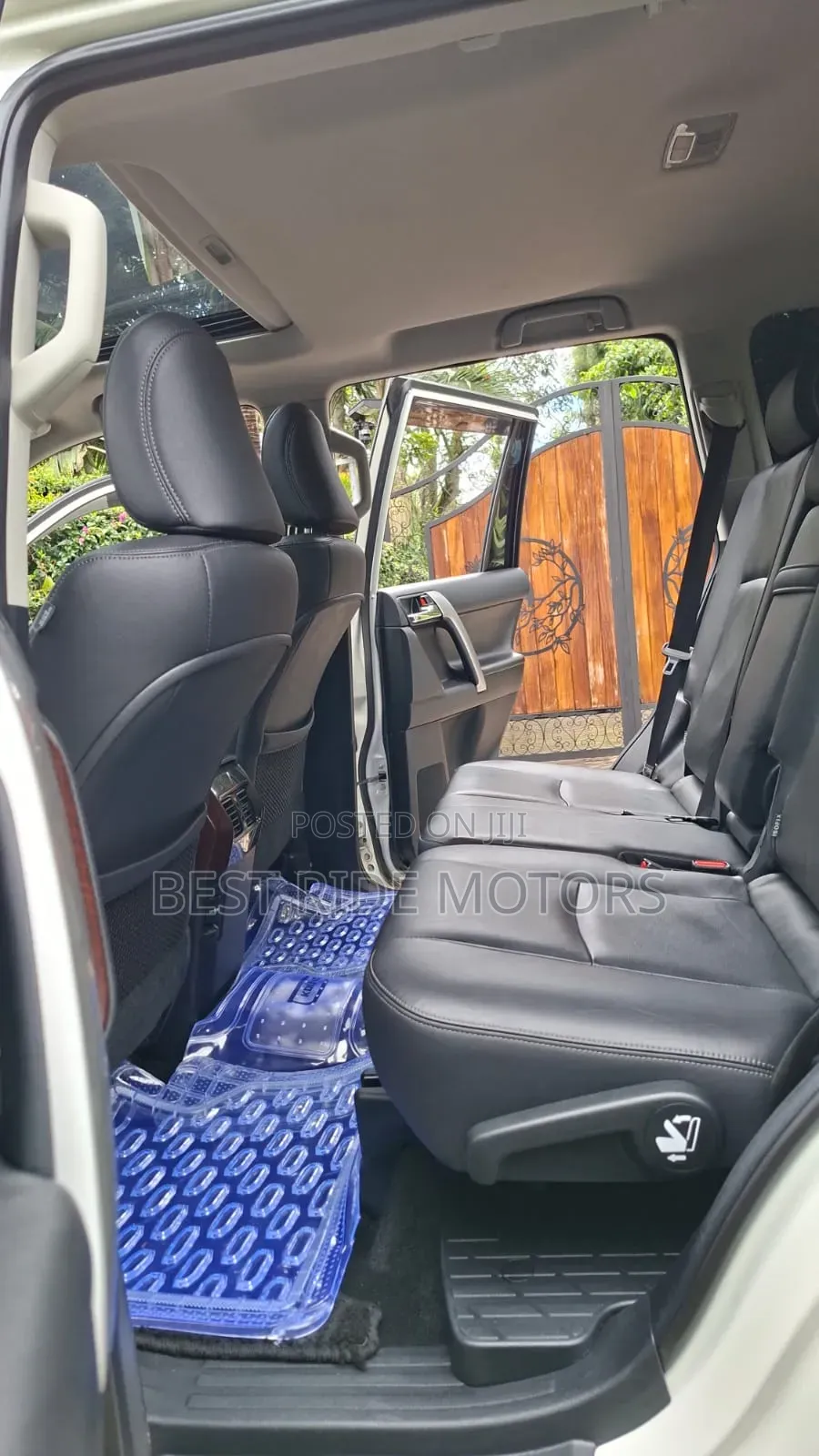 Toyota Land Cruiser Prado 2016 White