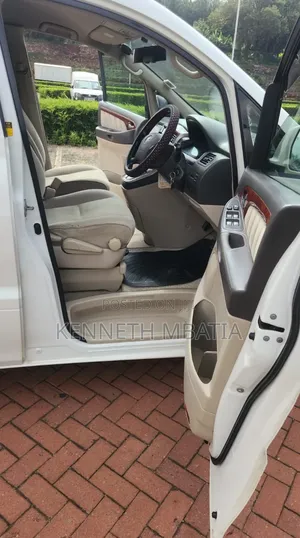 Toyota Alphard 2006 White