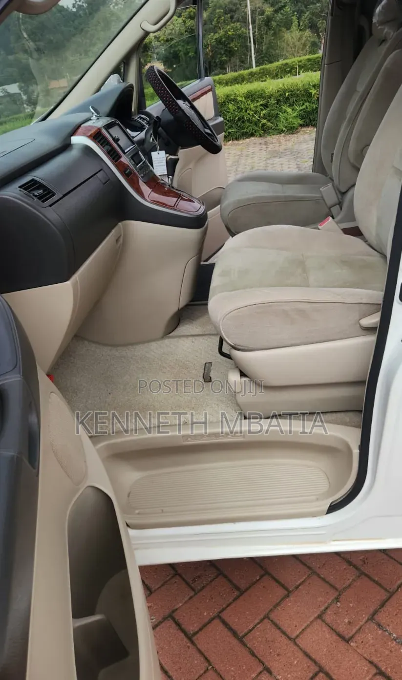 Toyota Alphard 2006 White