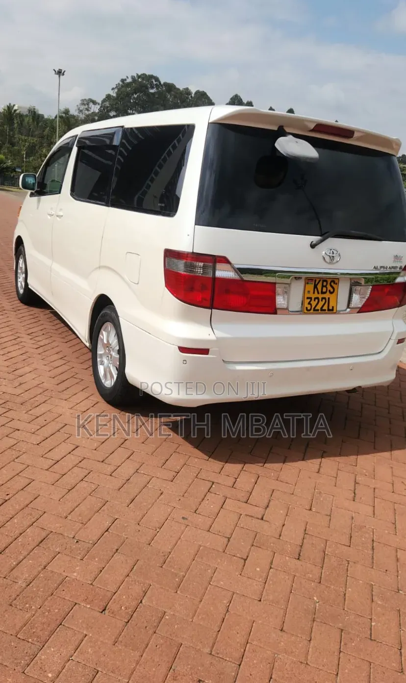 Toyota Alphard 2006 White