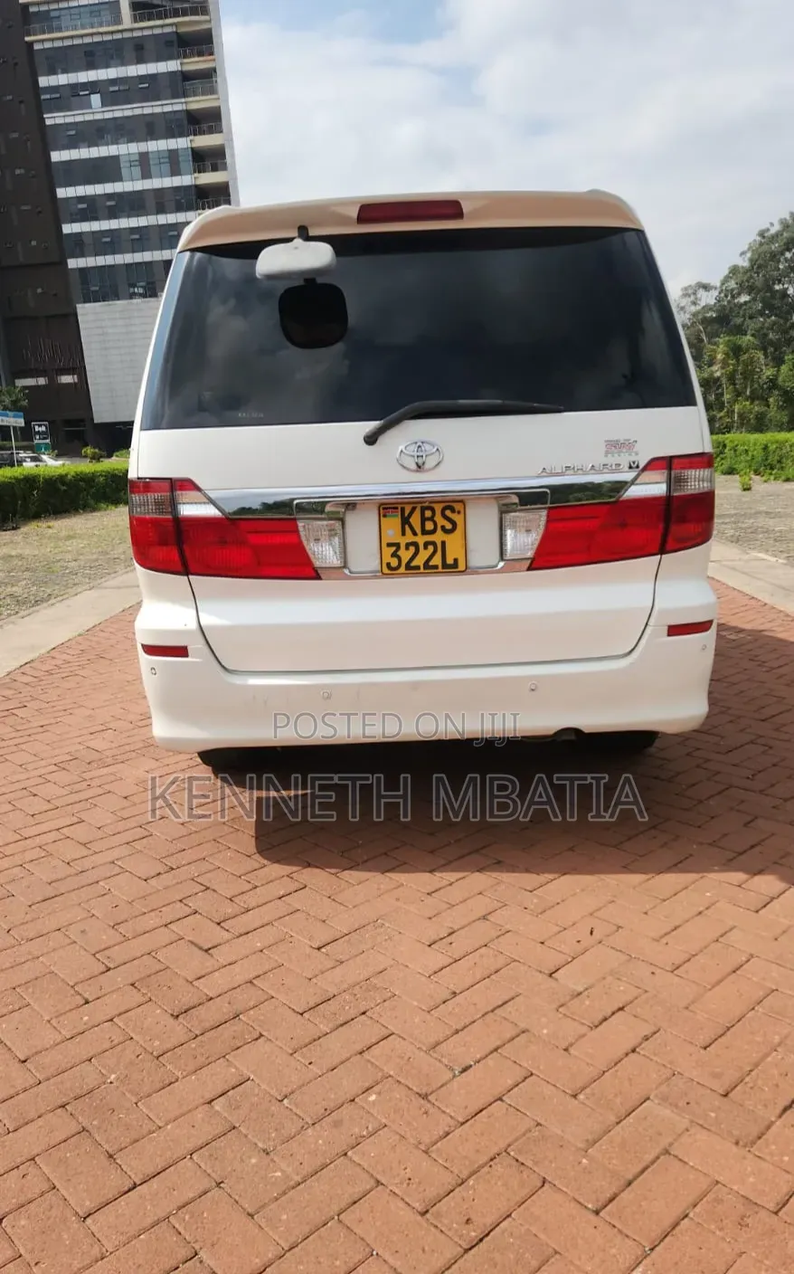 Toyota Alphard 2006 White