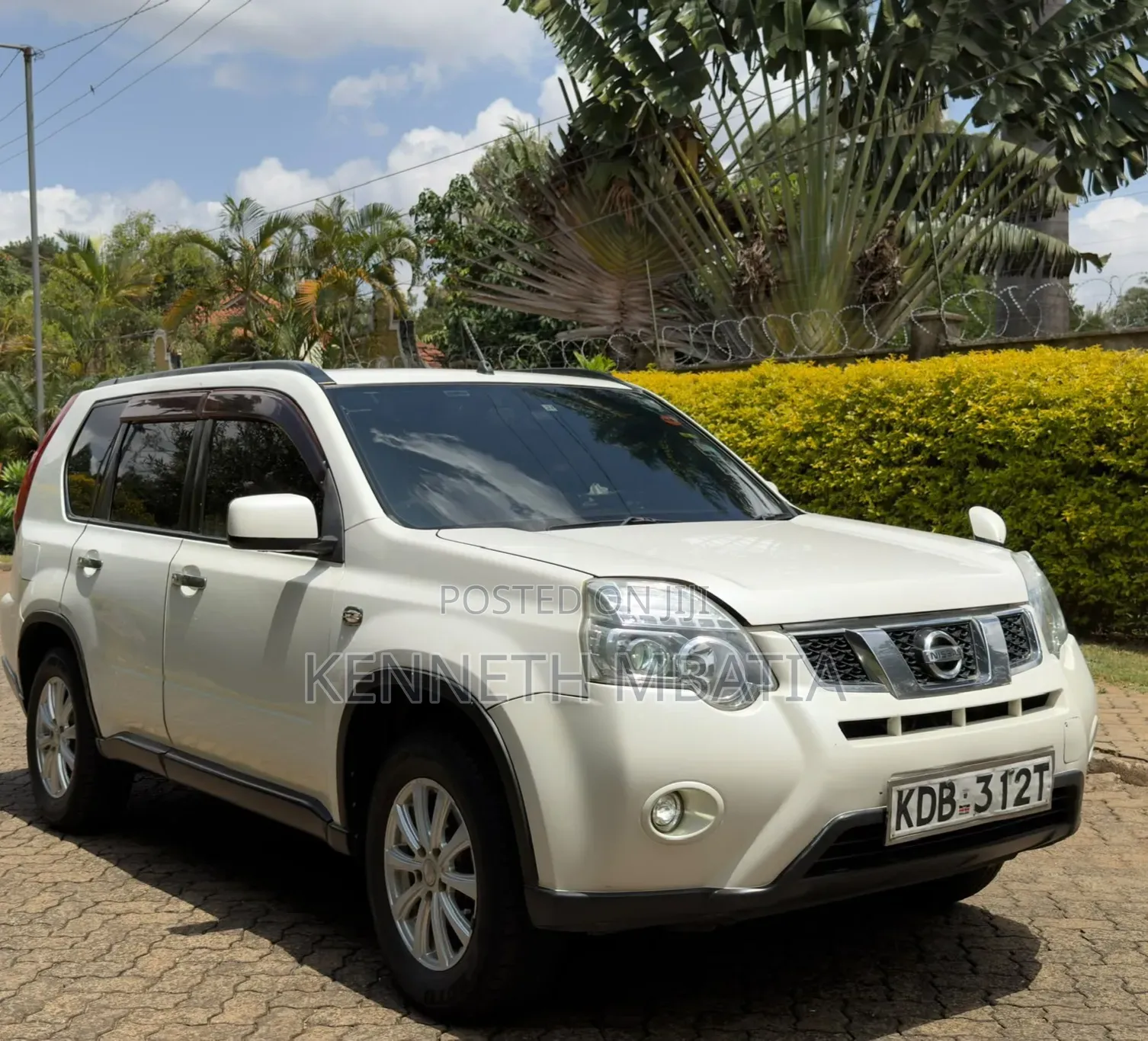 Nissan X-Trail 2013 White