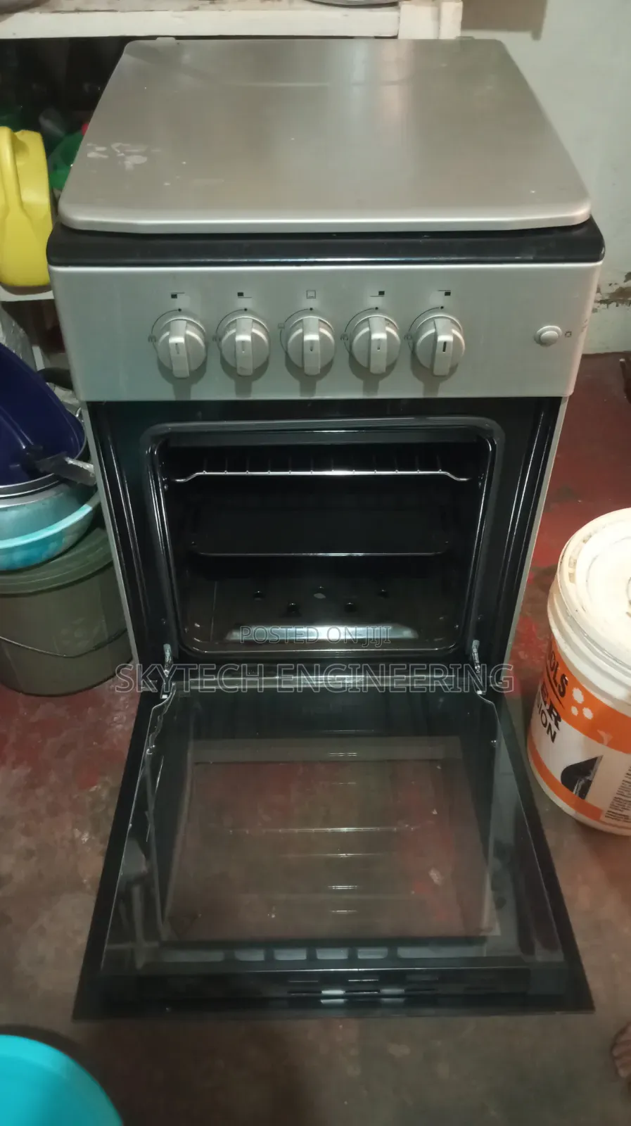 Electric and Gas Cooker
