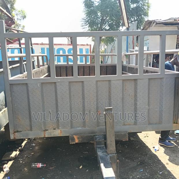 For Quick Sale Tractor Trailers in Good Condition - thumbnail 3