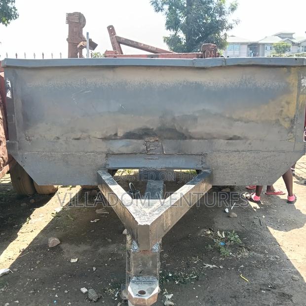 For Quick Sale Tractor Trailers in Good Condition