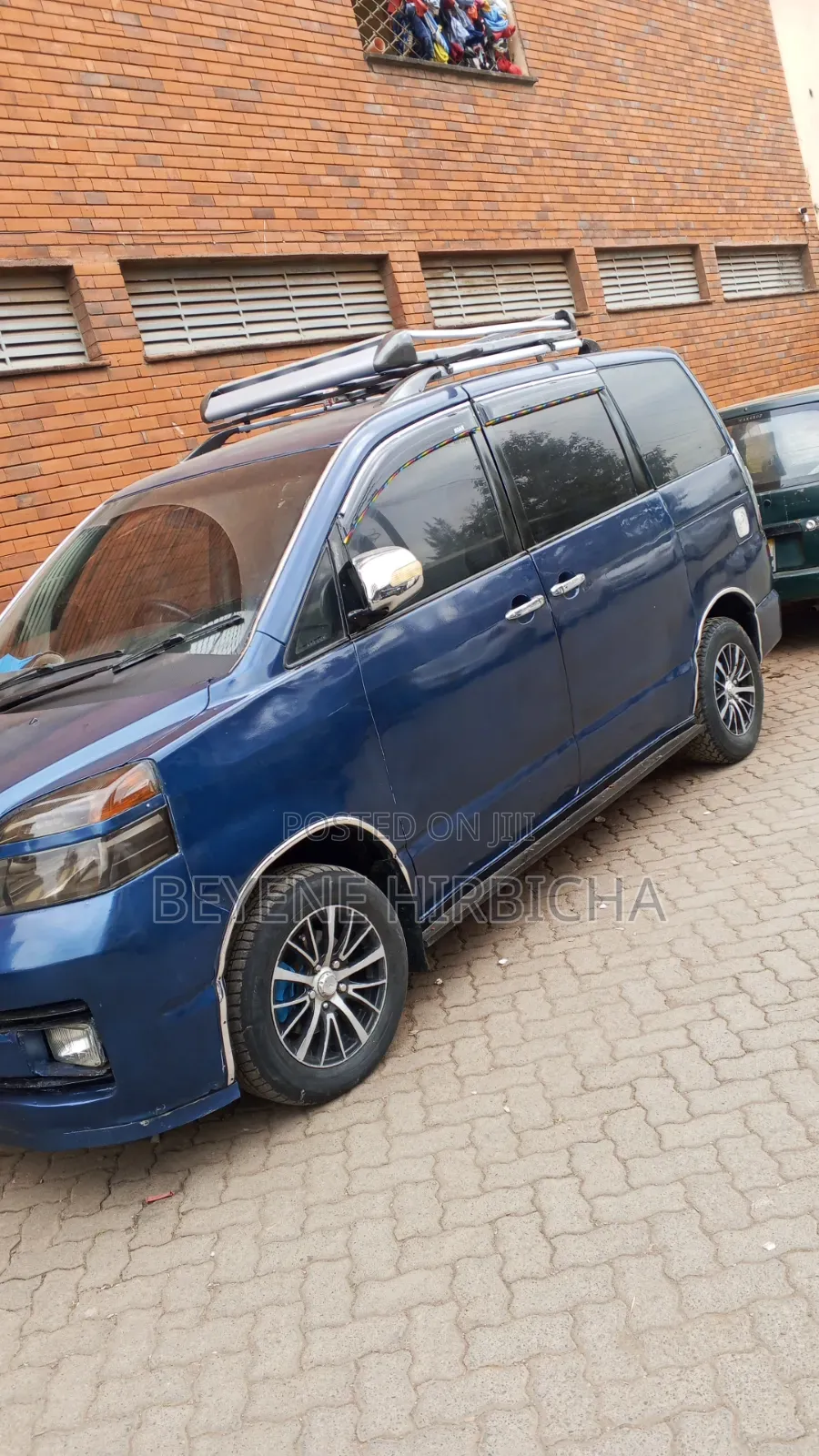 Toyota Noah 2003 Blue