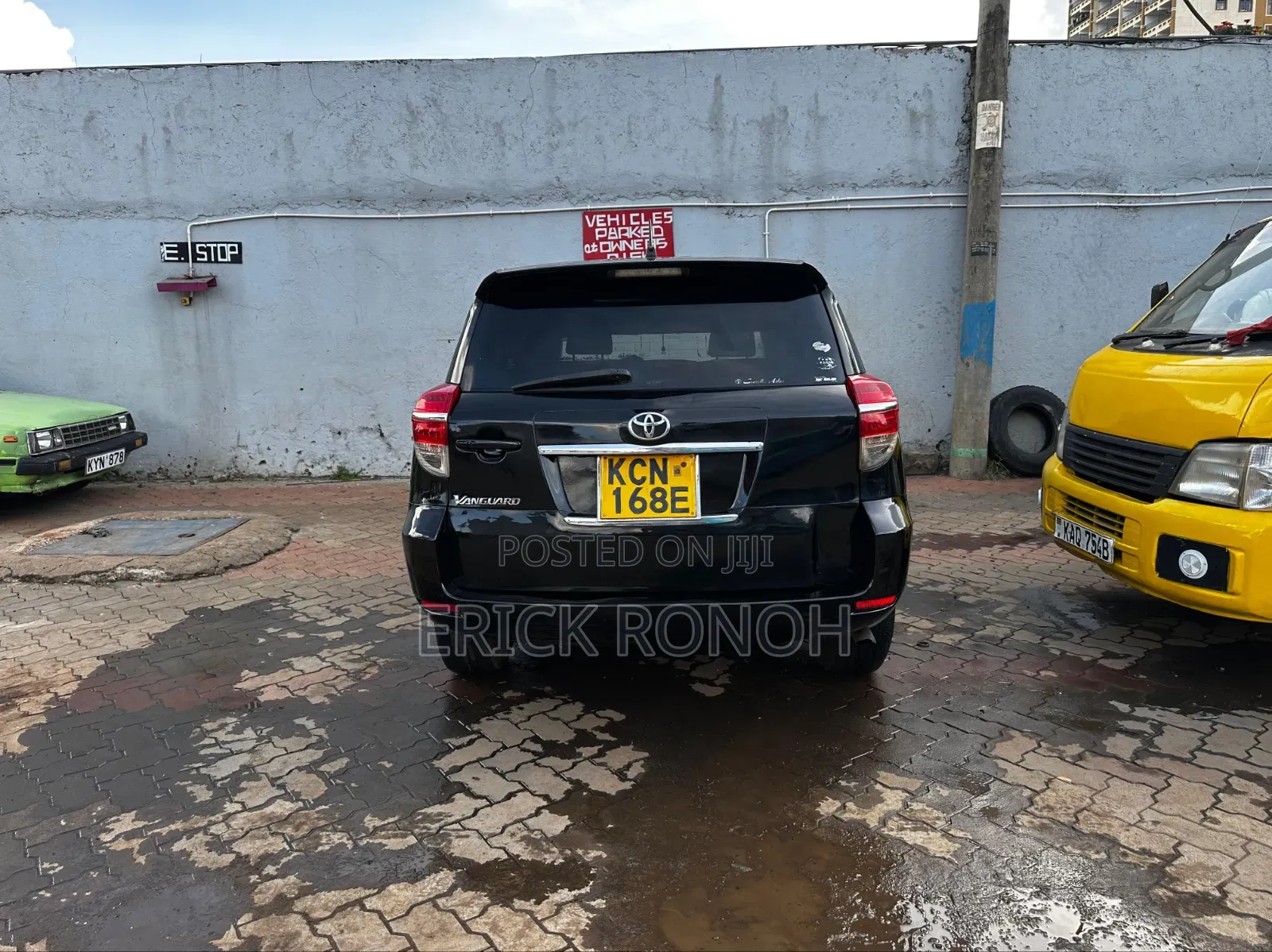 Toyota Vanguard 2010 Black