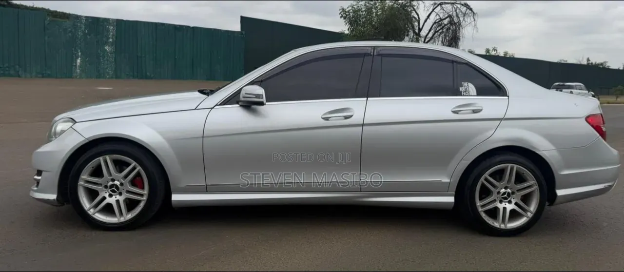 Mercedes-Benz C200 2013 Silver