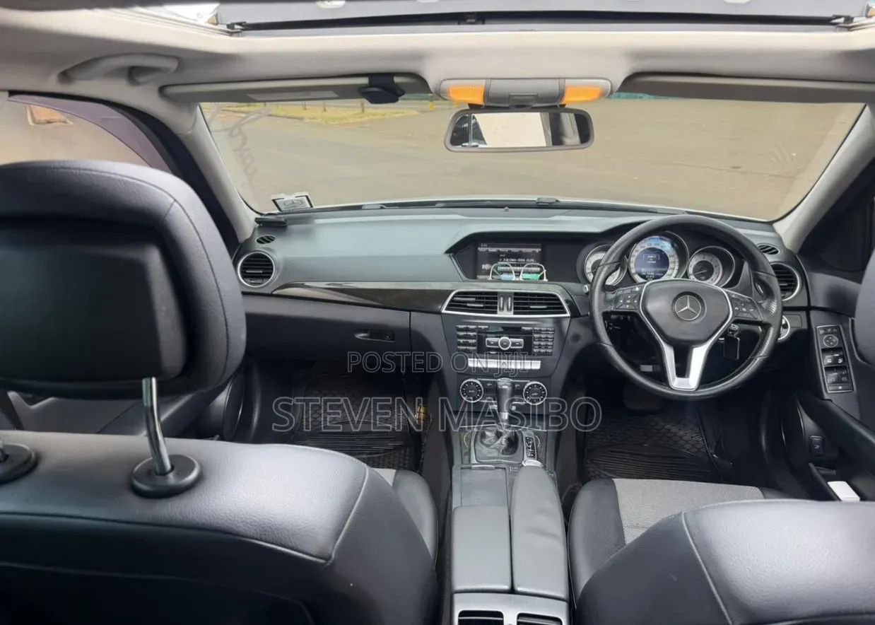 Mercedes-Benz C200 2013 Silver