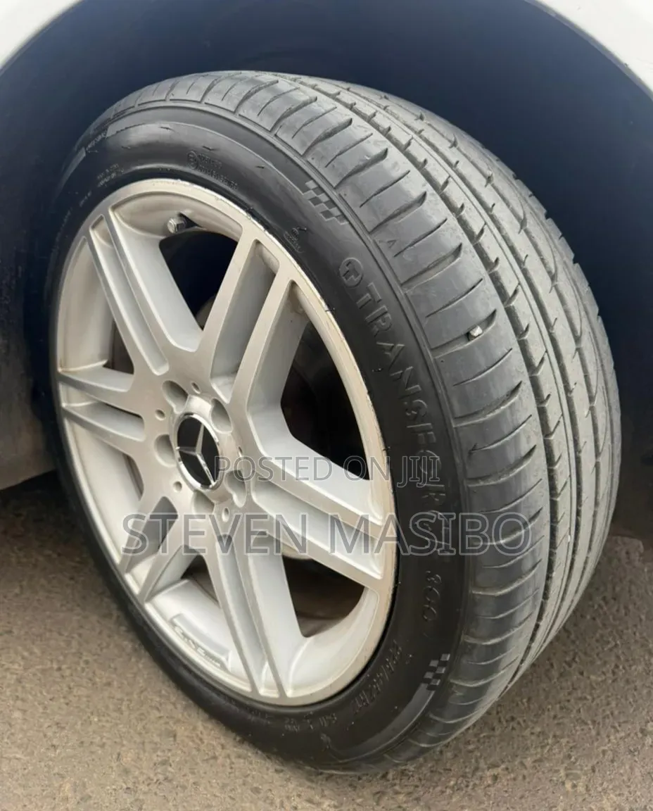 Mercedes-Benz C200 2013 Silver