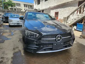 Mercedes-Benz E200 2020 Black
