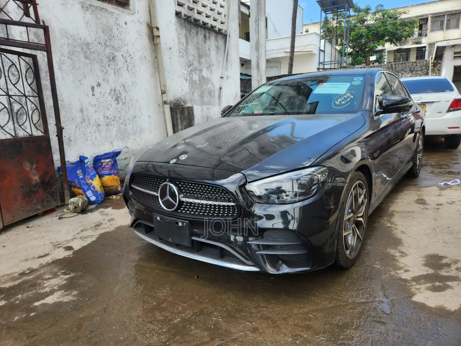 Mercedes-Benz E200 2020 Black