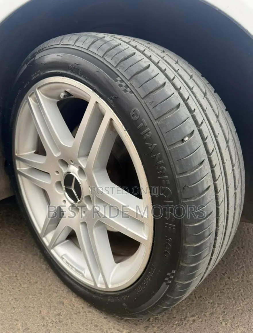 Mercedes-Benz C180 2013 Silver