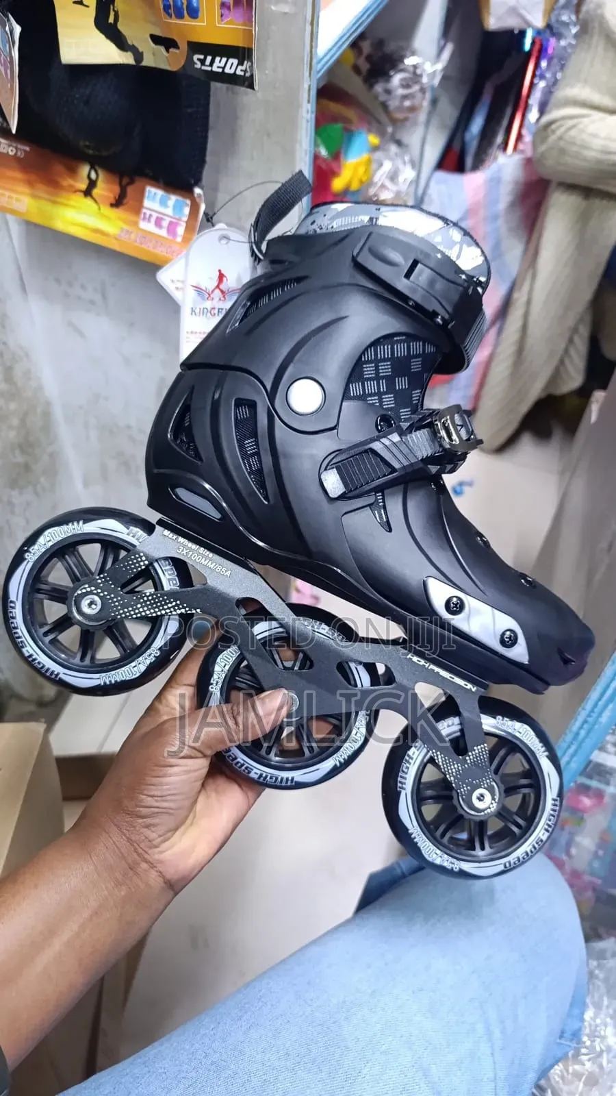 Adjustable Kids Triskates – Assorted Colours –Tp
