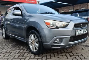 Mitsubishi RVR 2.0 2011 Gray